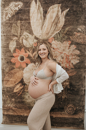 lyonsmaternity-99
