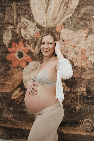 lyonsmaternity-97