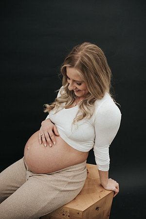 lyonsmaternity-85