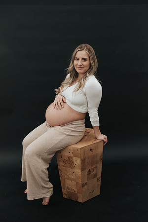 lyonsmaternity-84