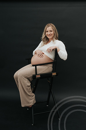 lyonsmaternity-91