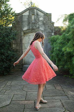 Sarah-Grad-46