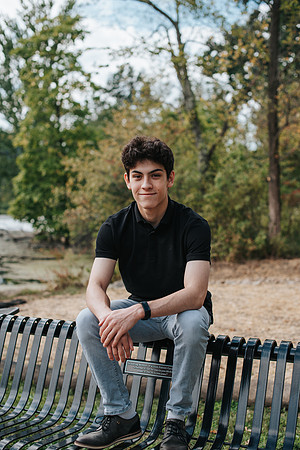 Valerio-Senior-48