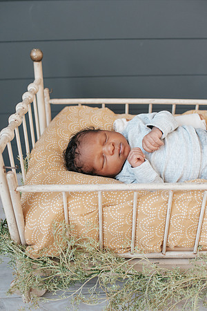 Adam-newborn-163