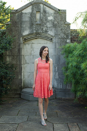 Sarah-Grad-35