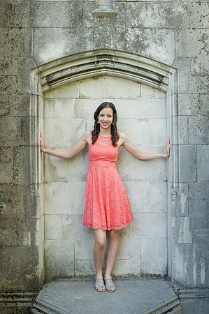 Sarah-Grad-31