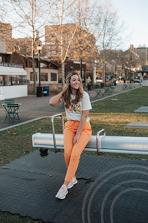 chloek-86
